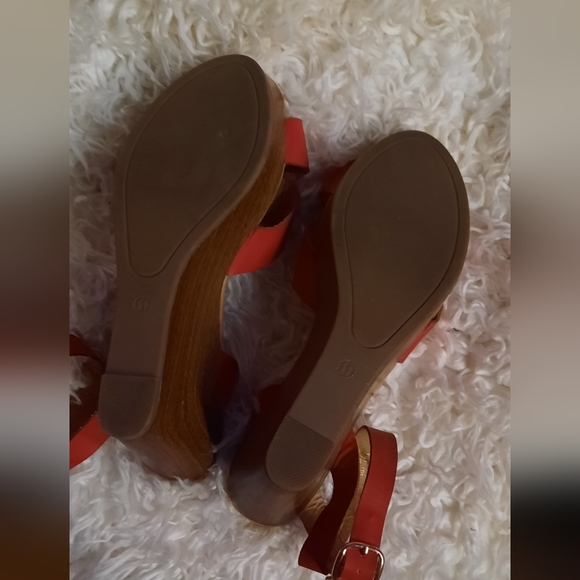 Diba Sandal Red Heels - Picture 5 of 14